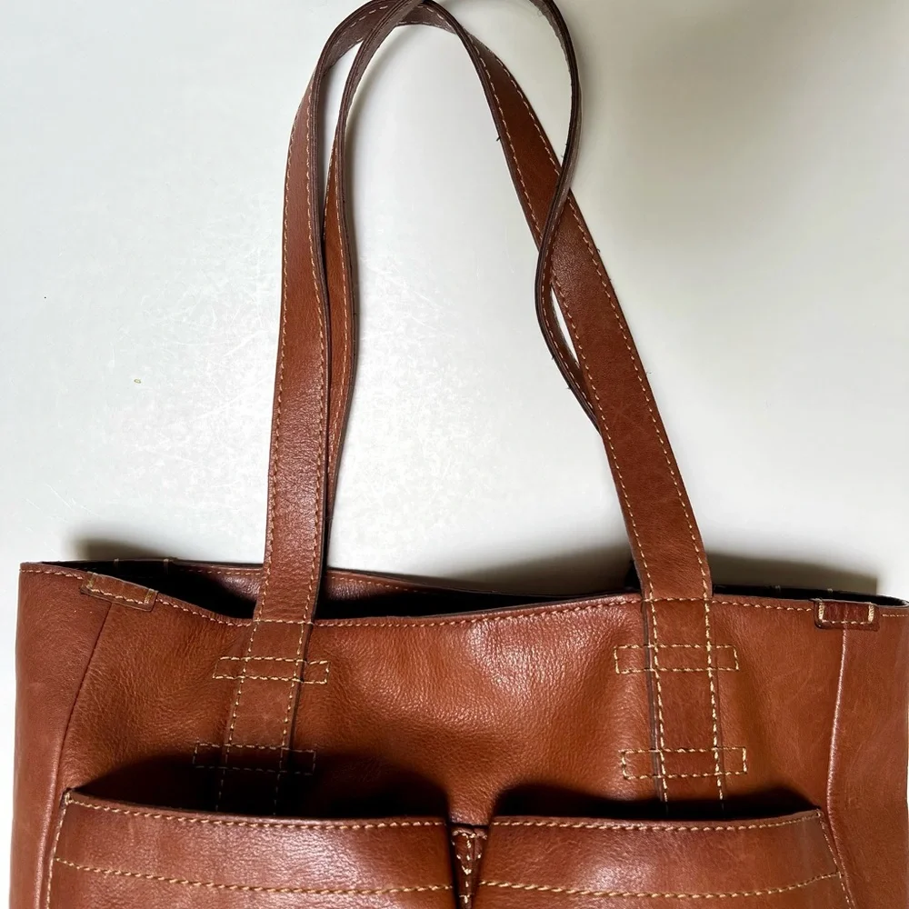 FRYE Mindy Leather Pocket Tote, EUC - Picture 7 of 13